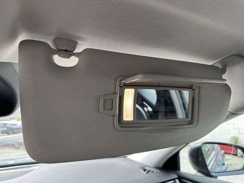 Used 2022 Volvo S60 B5 Inscription image 35