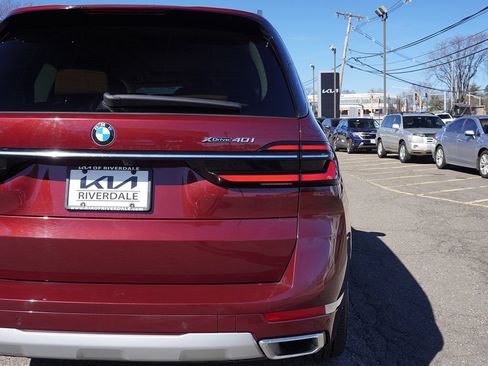Used 2024 BMW X7 xDrive40i w/ Premium Package AWD/4WD image 20