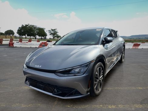 Certified 2023 Kia EV6 Wind RWD image 5