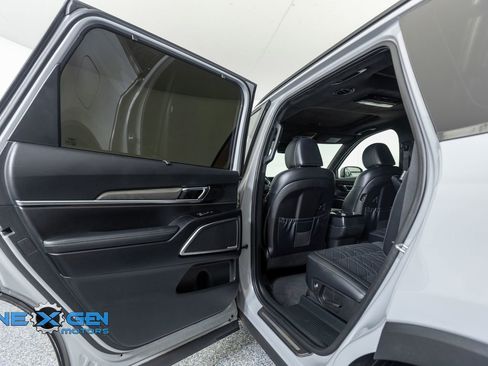 Used 2024 Kia Telluride SX Prestige X-Pro AWD/4WD image 24