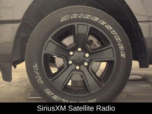 Used 2020 RAM 1500 Big Horn AWD/4WD image 5