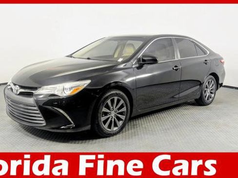 Used 2016 Toyota Camry XLE image 1