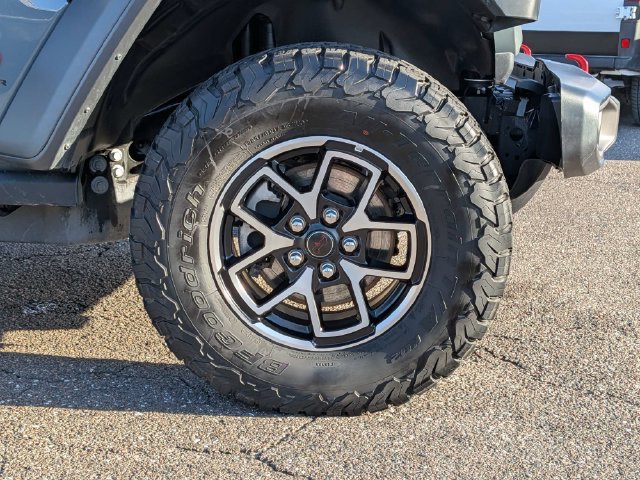 Certified 2026 Jeep Wrangler Unlimited Rubicon AWD/4WD image 11
