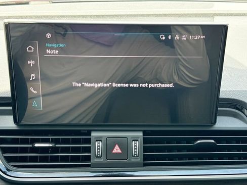 Used 2025 Audi Q5 e Premium AWD/4WD image 32