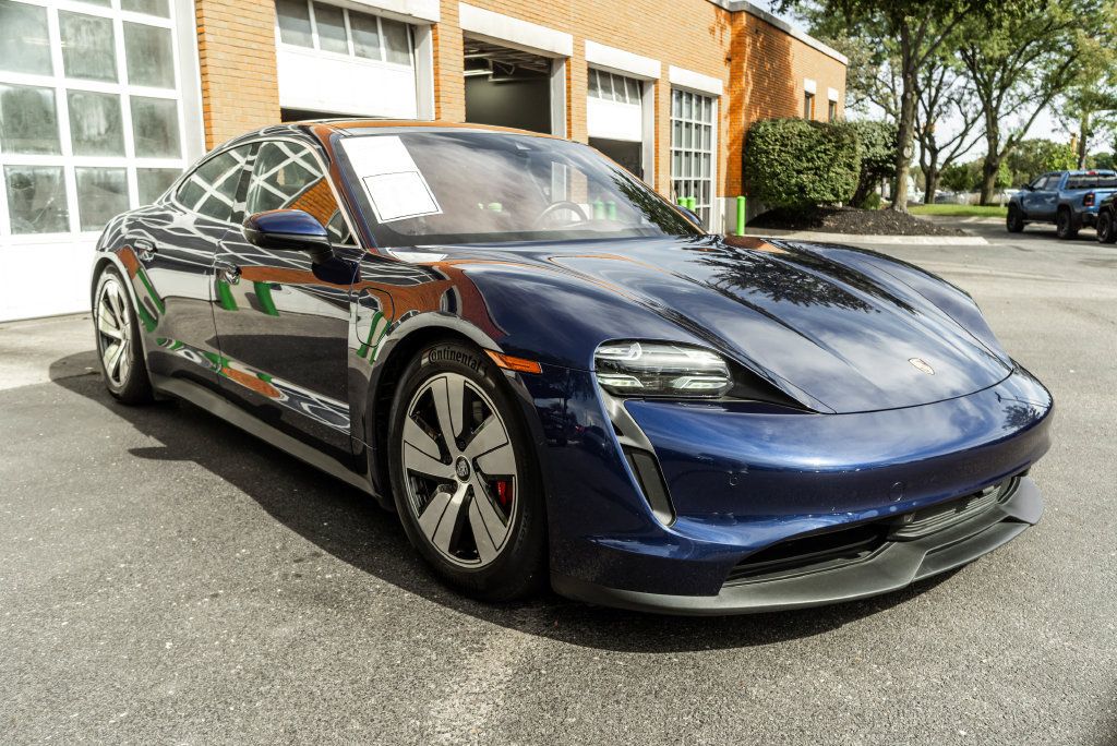 Used 2020 Porsche Taycan 4S AWD/4WD image 5
