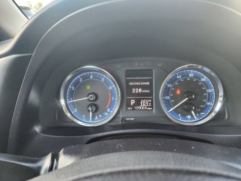 Used 2018 Toyota Corolla LE FWD image 22