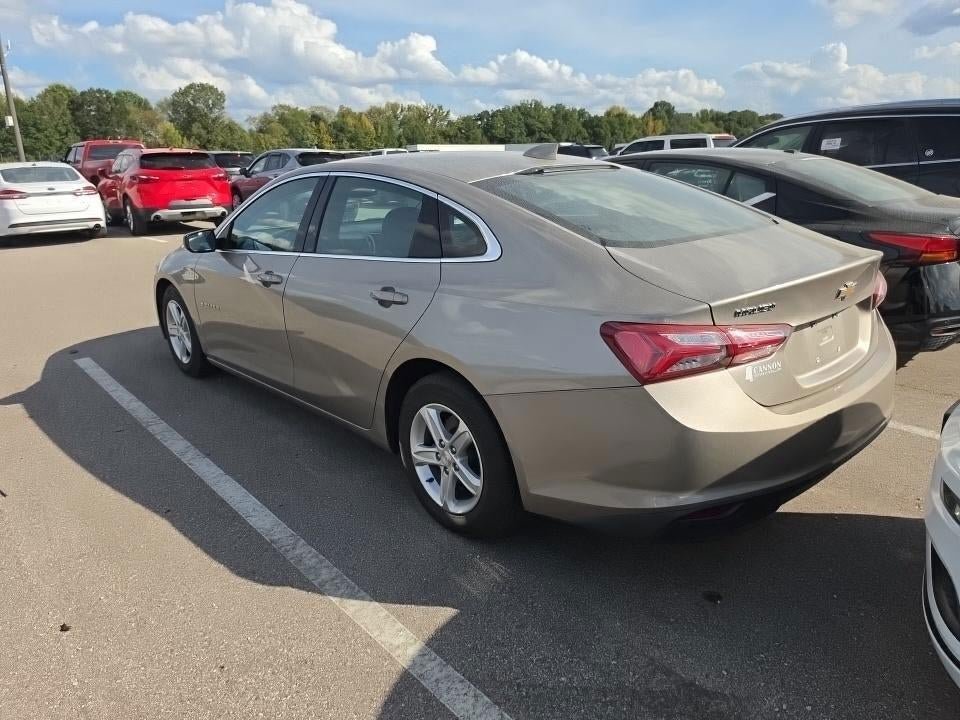 Used 2022 Chevrolet Malibu LT FWD image 3