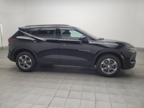 Used 2024 Chevrolet Blazer LT w/ Convenience Package FWD image 11