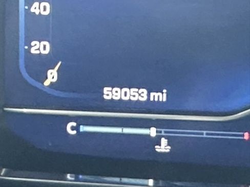 Certified 2024 Chevrolet Suburban LT image 36