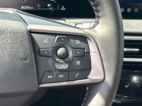 New 2026 Nissan Sentra SV w/ SV Convenience Package FWD image 39