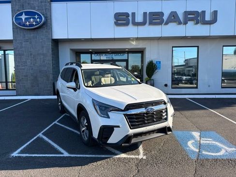 Used 2024 Subaru Ascent Premium w/ Convenience Package AWD/4WD image 1