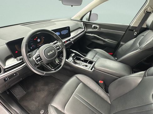Used 2024 Kia Sorento S w/ Panoramic Sunroof Package AWD/4WD image 12