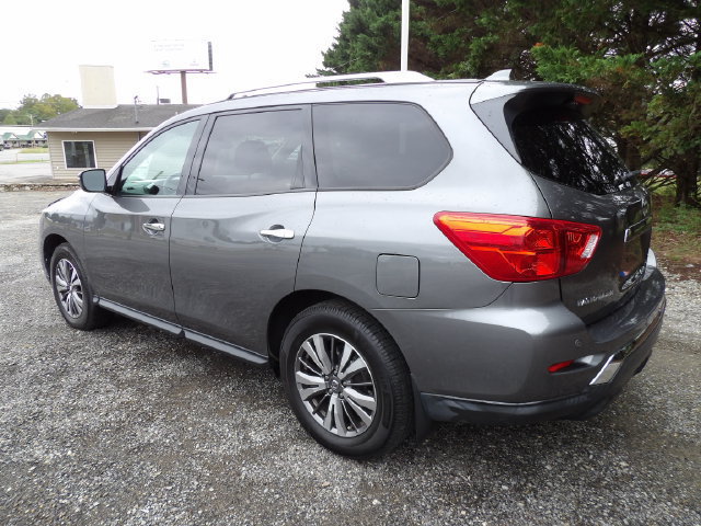 Used 2019 Nissan Pathfinder S AWD/4WD image 3