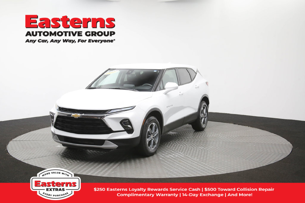 Used 2025 Chevrolet Blazer LT FWD image 56
