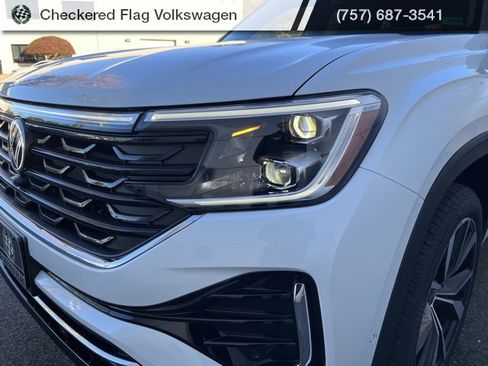 New 2026 Volkswagen Atlas SEL Premium R-Line image 12