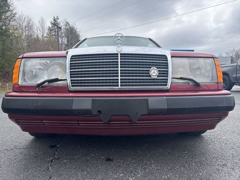 Used 1989 Mercedes-Benz 300 CE Coupe image 11