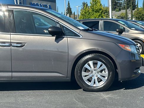 Used 2014 Honda Odyssey EX-L image 35