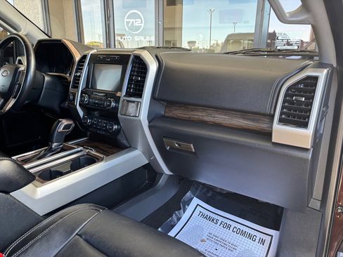 Used 2019 Ford F150 Lariat image 38