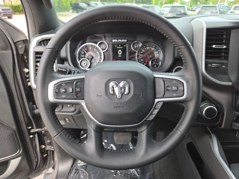 Used 2020 RAM 1500 Big Horn RWD image 31