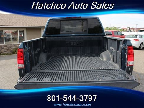 Used 2014 Nissan Titan SV w/ SV Value Truck Package AWD/4WD image 5