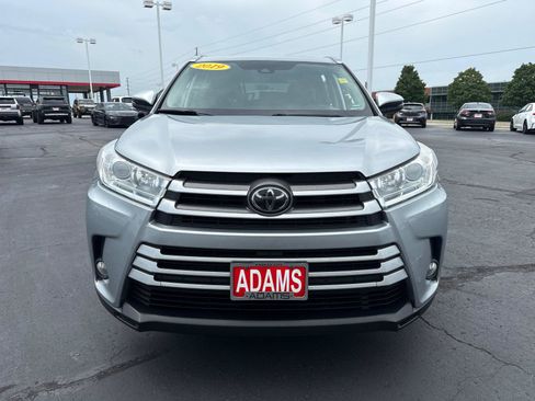 Used 2019 Toyota Highlander XLE w/ Protection Package #3 AWD/4WD image 3