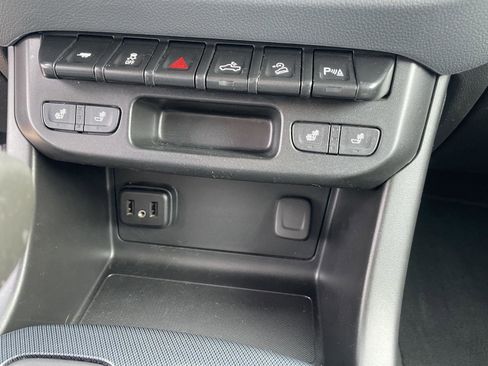 Used 2021 Chevrolet Colorado Z71 image 15