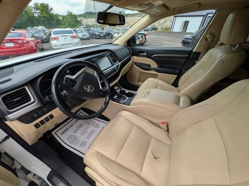 Used 2016 Toyota Highlander Limited AWD/4WD image 20