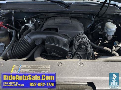 Used 2011 Chevrolet Avalanche LS w/ Regional Value Package AWD/4WD image 22