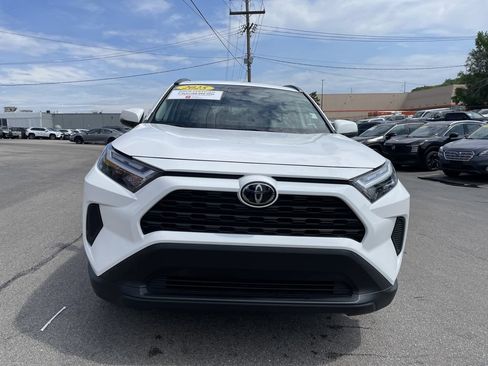Certified 2025 Toyota RAV4 XLE FWD image 5