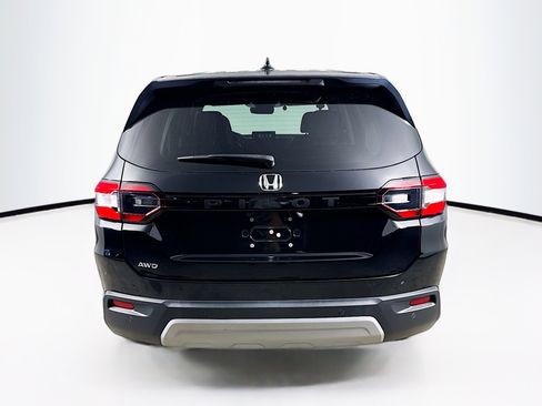 Certified 2025 Honda Pilot EX-L image 31