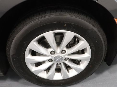 Certified 2019 Chrysler Pacifica Touring-L FWD image 24