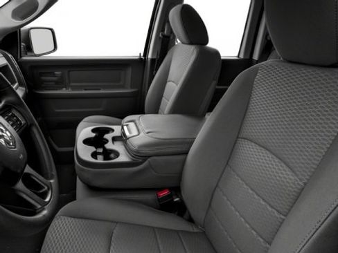 Used 2017 RAM 1500 Express image 12