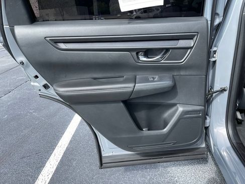 Certified 2025 Honda CR-V EX image 38