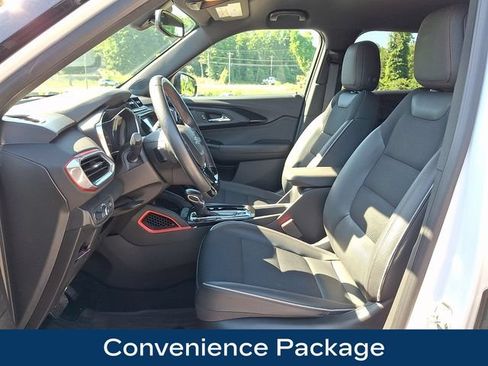 Used 2021 Chevrolet TrailBlazer RS w/ Convenience Package AWD/4WD image 2