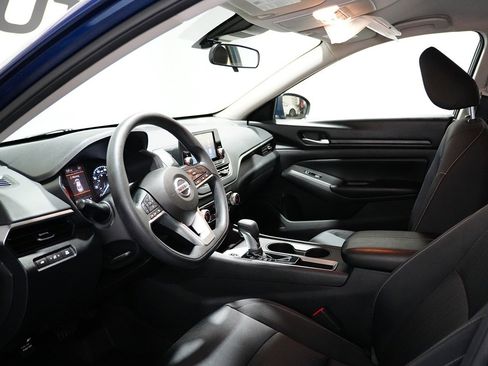 Used 2022 Nissan Altima 2.5 S FWD image 12
