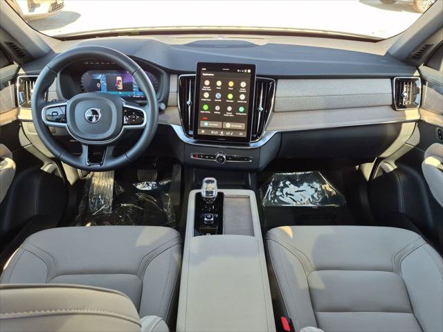 Certified 2026 Volvo XC90 B6 Plus AWD/4WD image 23