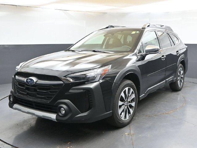 Used 2024 Subaru Outback Touring AWD/4WD image 1