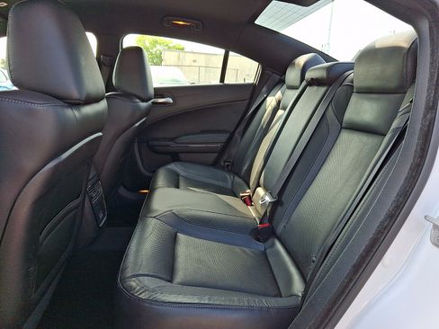Used 2023 Dodge Charger SXT w/ Plus Group RWD image 10