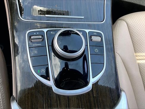 Used 2018 Mercedes-Benz C 300 Sedan image 33