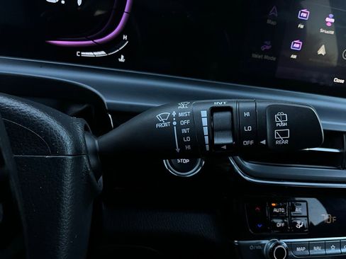 Used 2025 Kia Seltos S image 39