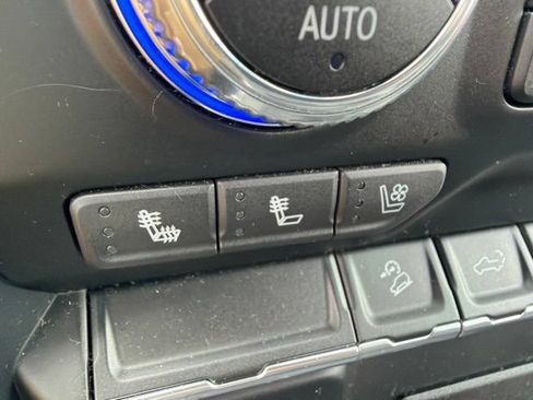 Used 2021 GMC Sierra 1500 AT4 AWD/4WD image 12
