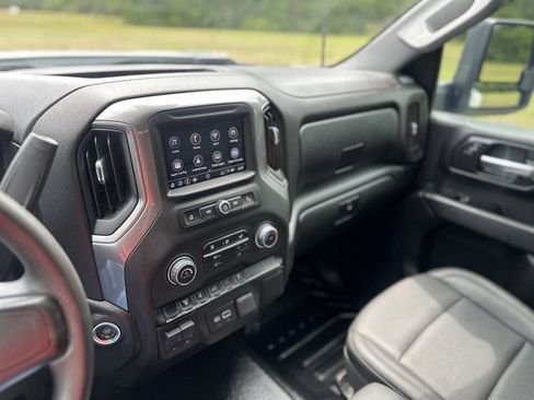 Used 2024 Chevrolet Silverado 3500 W/T AWD/4WD image 10