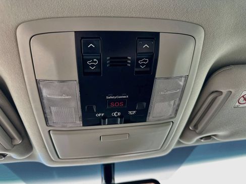 Used 2014 Lexus GX 460 AWD/4WD image 31