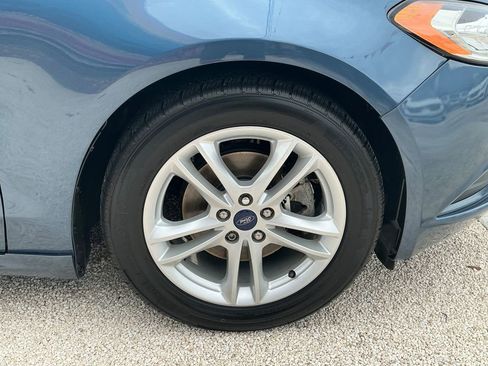 Used 2018 Ford Fusion SE w/ Fusion SE Technology Package image 44