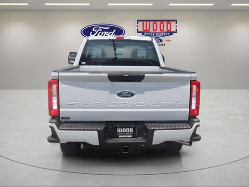 New 2026 Ford F250 XL w/ STX Appearance Package AWD/4WD image 4