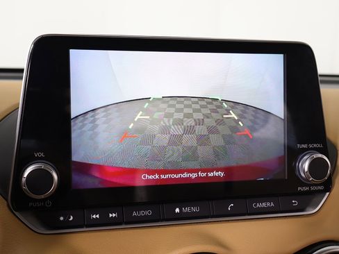 Used 2021 Nissan Sentra SV w/ SV Premium Package image 46