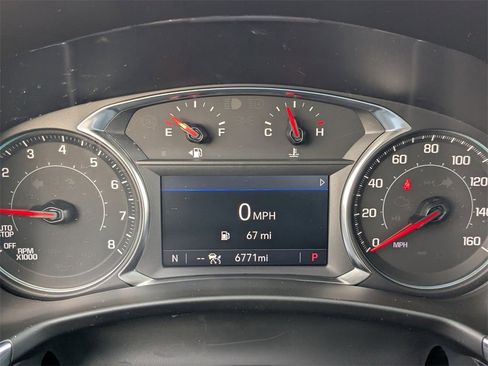 Used 2024 Chevrolet Equinox LT image 25