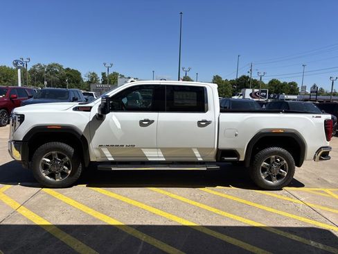 New 2026 GMC Sierra 2500 SLT w/ SLT Premium Package AWD/4WD image 8