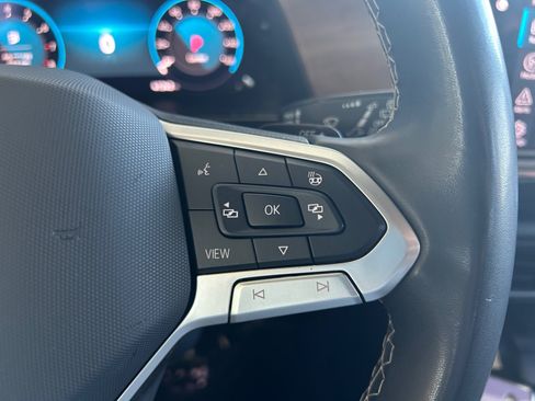 Used 2024 Volkswagen Atlas SE FWD image 22