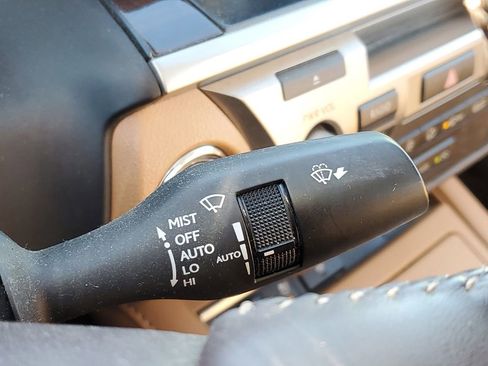 Used 2016 Lexus ES 350 w/ Navigation System Package image 17